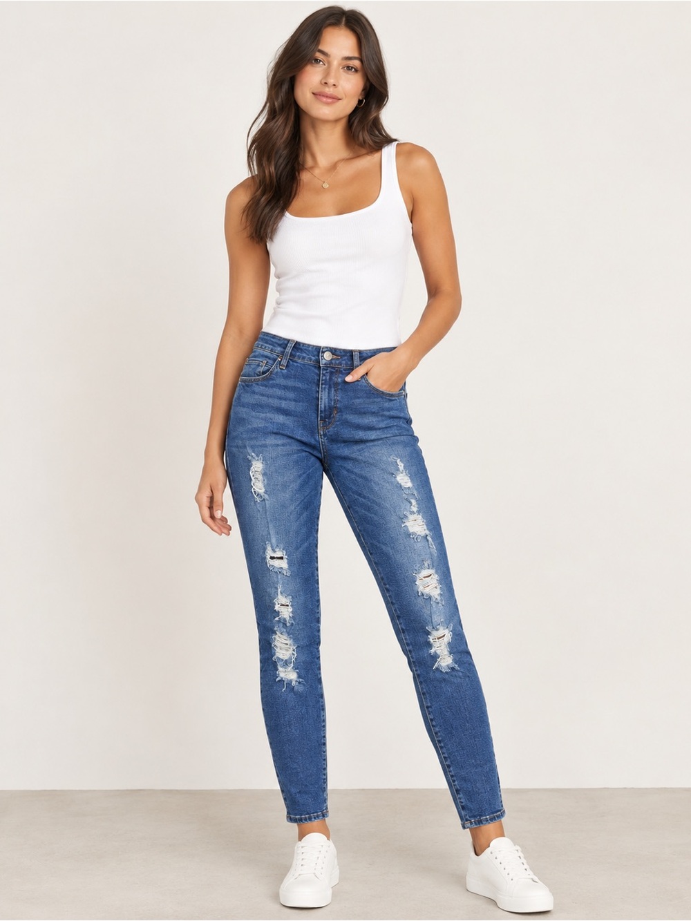 GUESS Los Angeles Sexy Curve Distressed Skinny Jeans